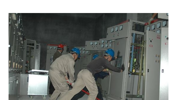 低压配电柜设备安装调试及维护